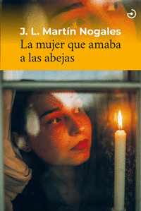 MUJER QUE AMABA A LAS ABEJAS